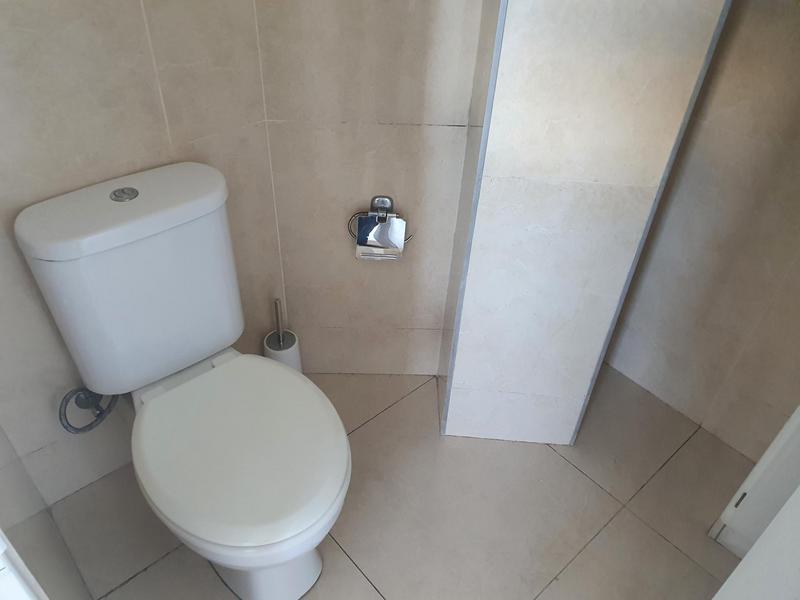 To Let 2 Bedroom Property for Rent in Salt River Western Cape